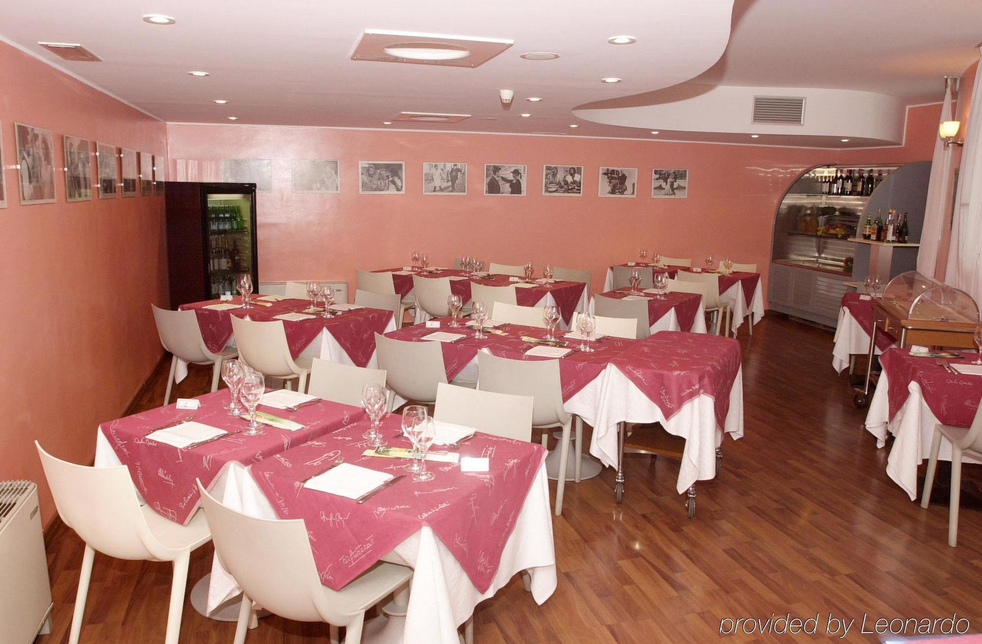 B&B Hotel Milano Cologno Studios Cologno Monzese Exterior photo