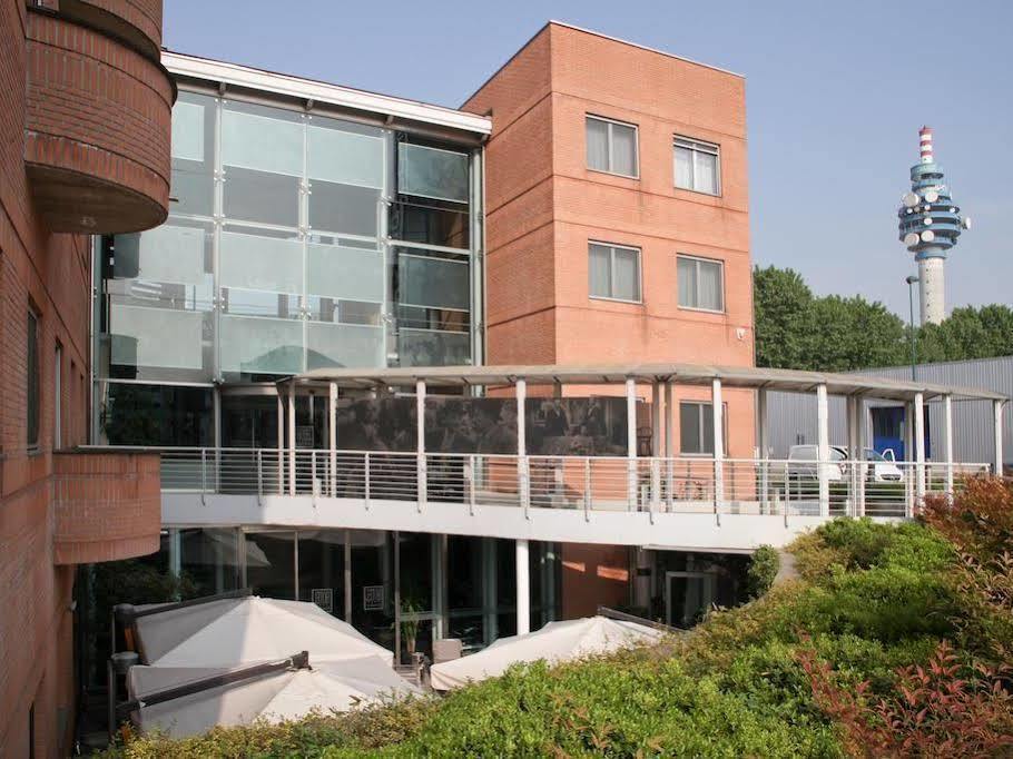 B&B Hotel Milano Cologno Studios Cologno Monzese Exterior photo