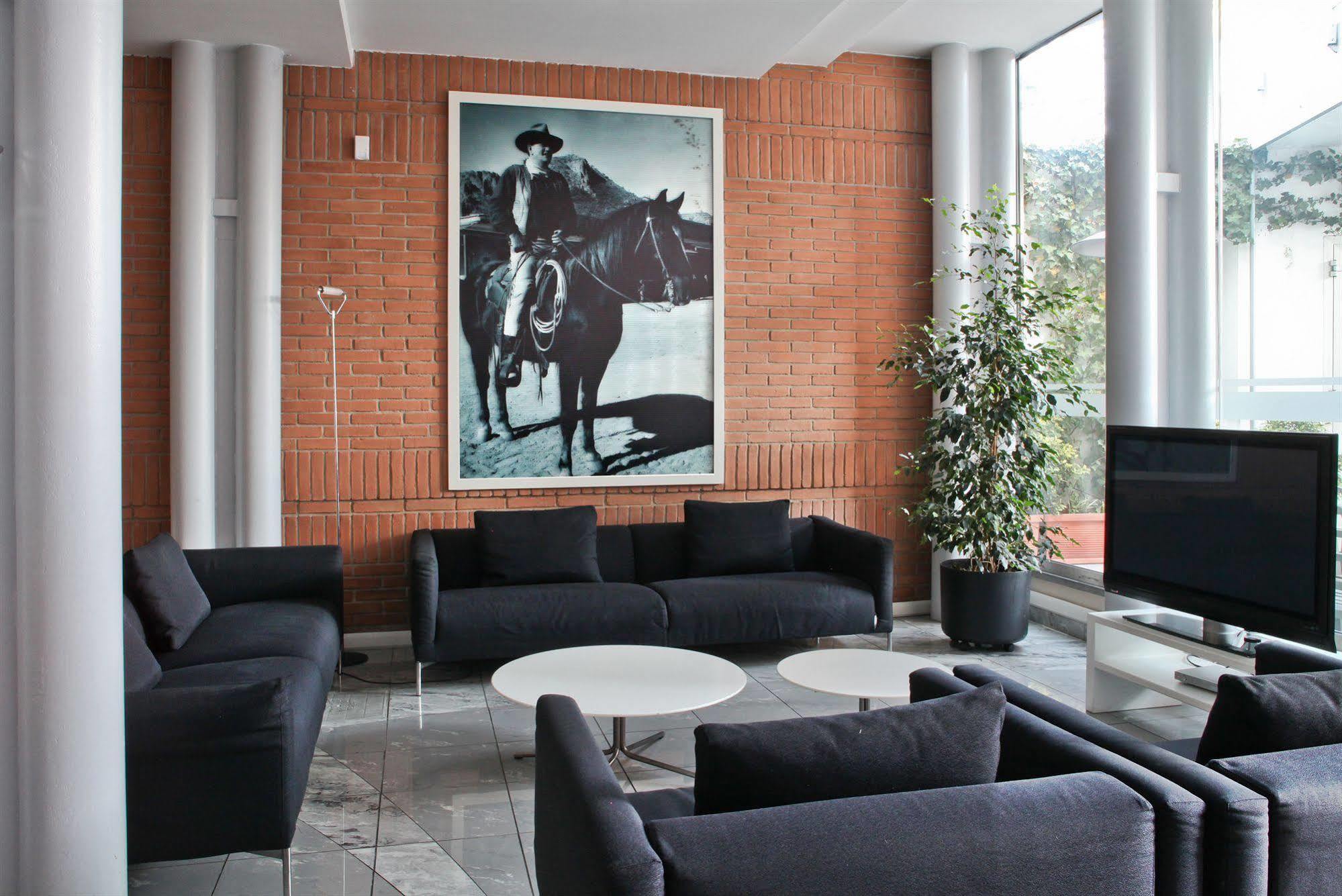 B&B Hotel Milano Cologno Studios Cologno Monzese Exterior photo