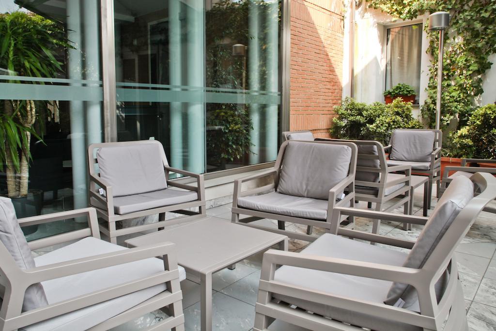 B&B Hotel Milano Cologno Studios Cologno Monzese Exterior photo
